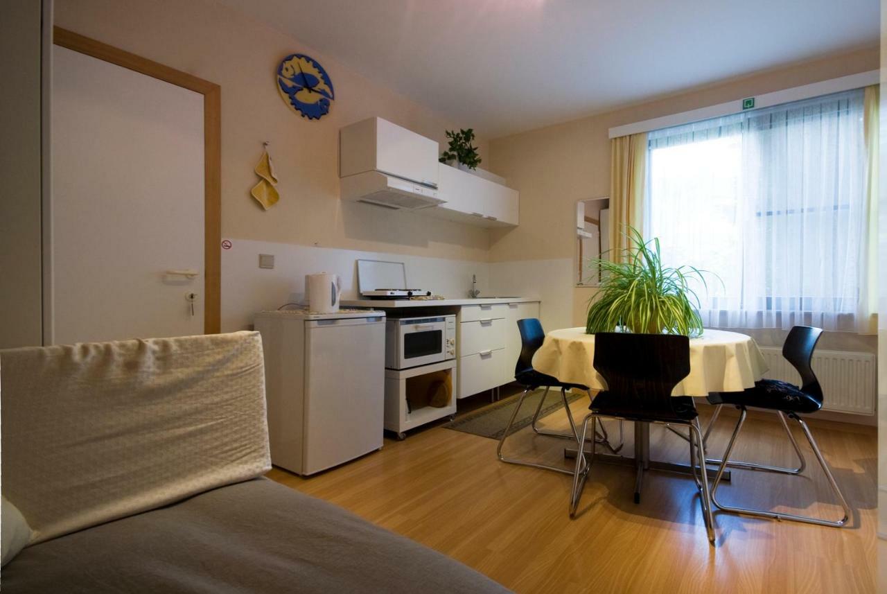 Aan De Vaart Apartamento Mechelen Exterior foto